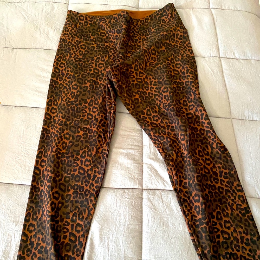 Leopard leggings